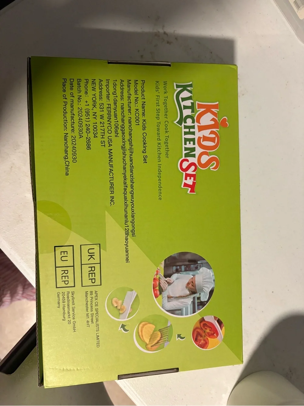 Amazon Kids Kitchen Playset Box Art - Blue, Green, Orange, Red, Brown